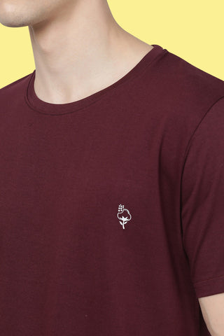 Maroon Solid Men Half Sleeve Pure Cotton Round Neck T-Shirt